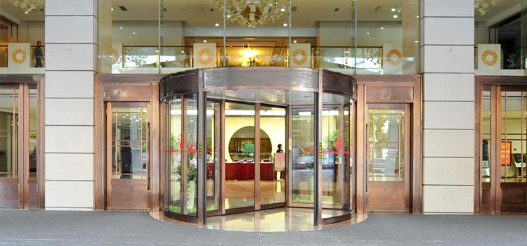 武汉水晶旋转门